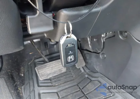 2015 Honda Cr-V Touring from USA, damaged, VIN 5J6RM4H99FL101397